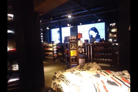 Superdry, Regent Street